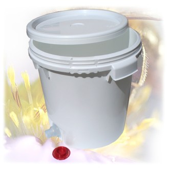 Plastová nádoba na med s výpustí 40 kg